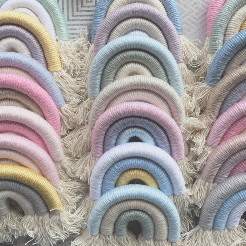 'Custom' Macramé Rainbow (L) - Image 4