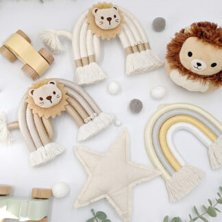 'Pure Joy Lion' Macramé Rainbow